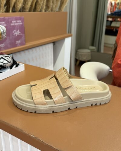 25/135 Sante Shoes Μπεζ