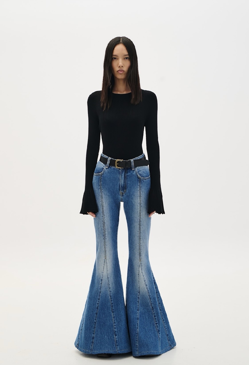 Denim παντελόνι καμπάνα ραφή