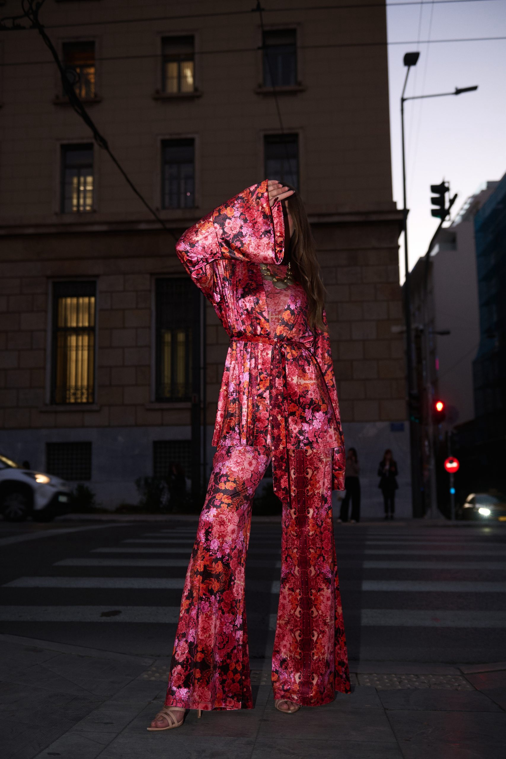 Catherine Velvet Set - Image 2