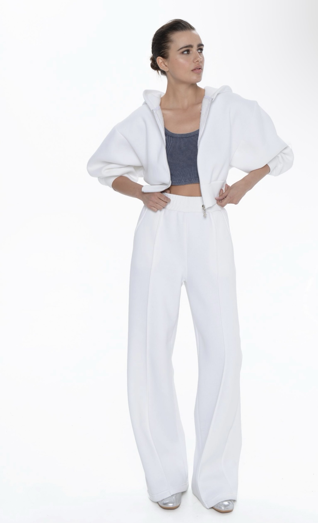 Suzara Tracksuit - 3 colours - Image 3