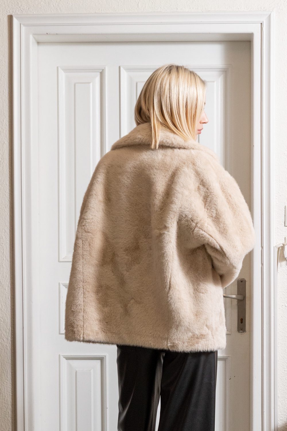Milano Faux Fur Coat - Image 3