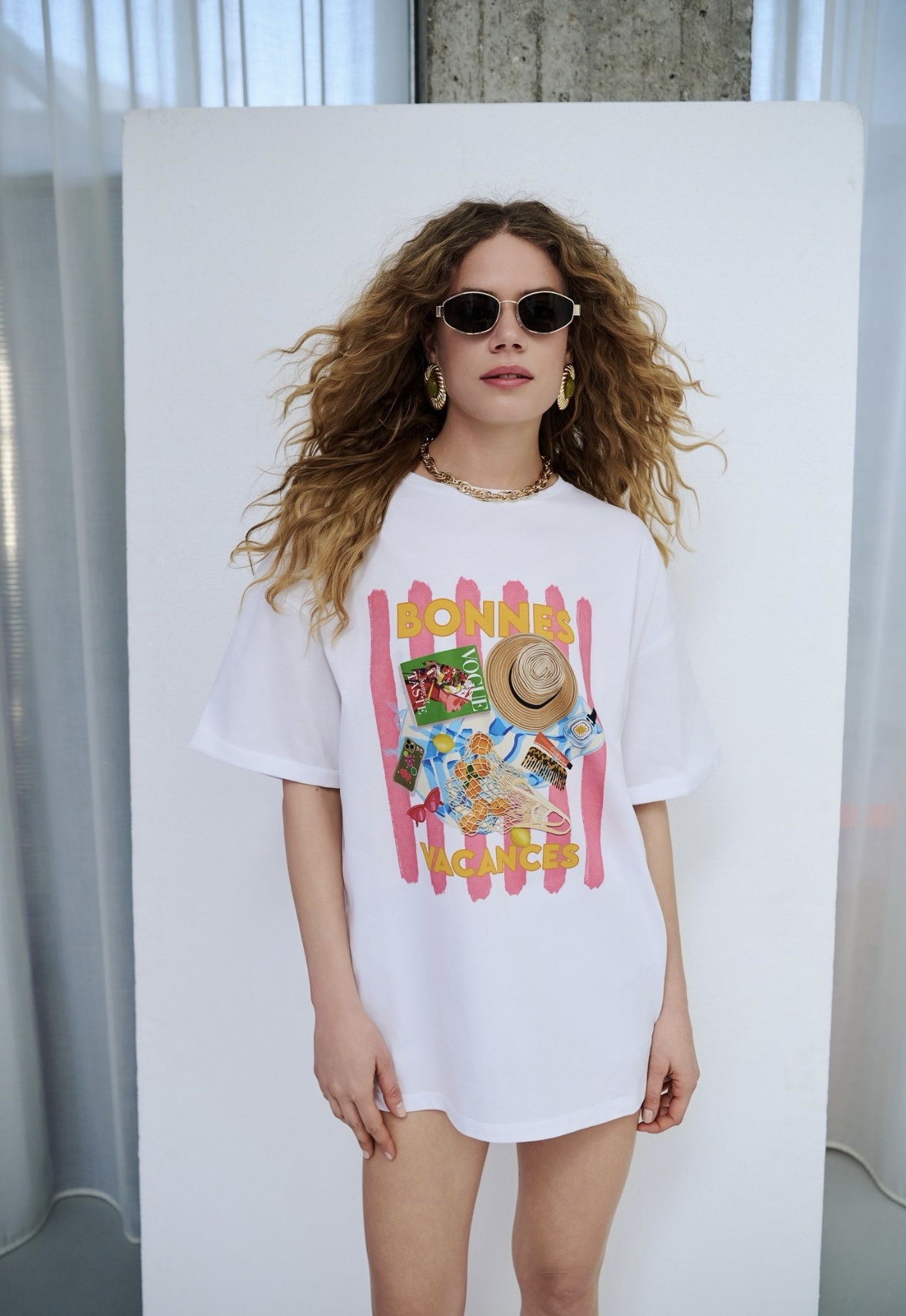 Glowskin White Oversized T-Shirt
