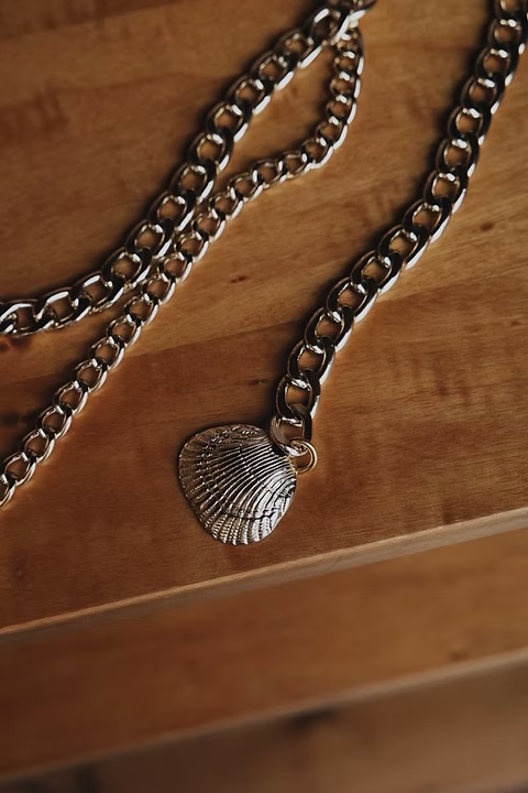 Summer Wine | Chain Belt - Image 2