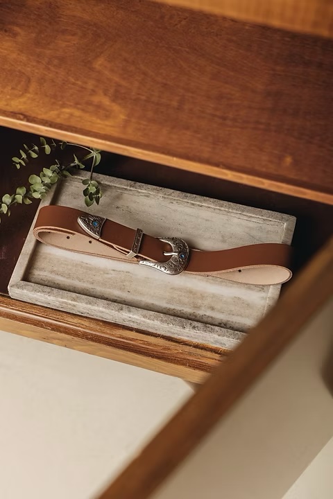 On The Beach | Leather Belt | 2 colours - Image 2