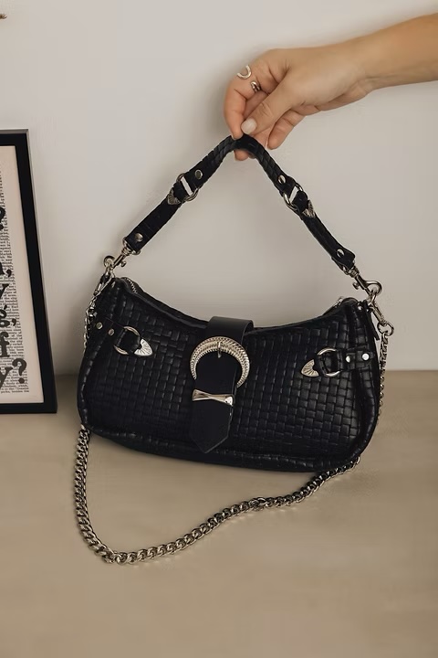 Kiss Of Life | Shoulder Bag | 2 colours - Image 3