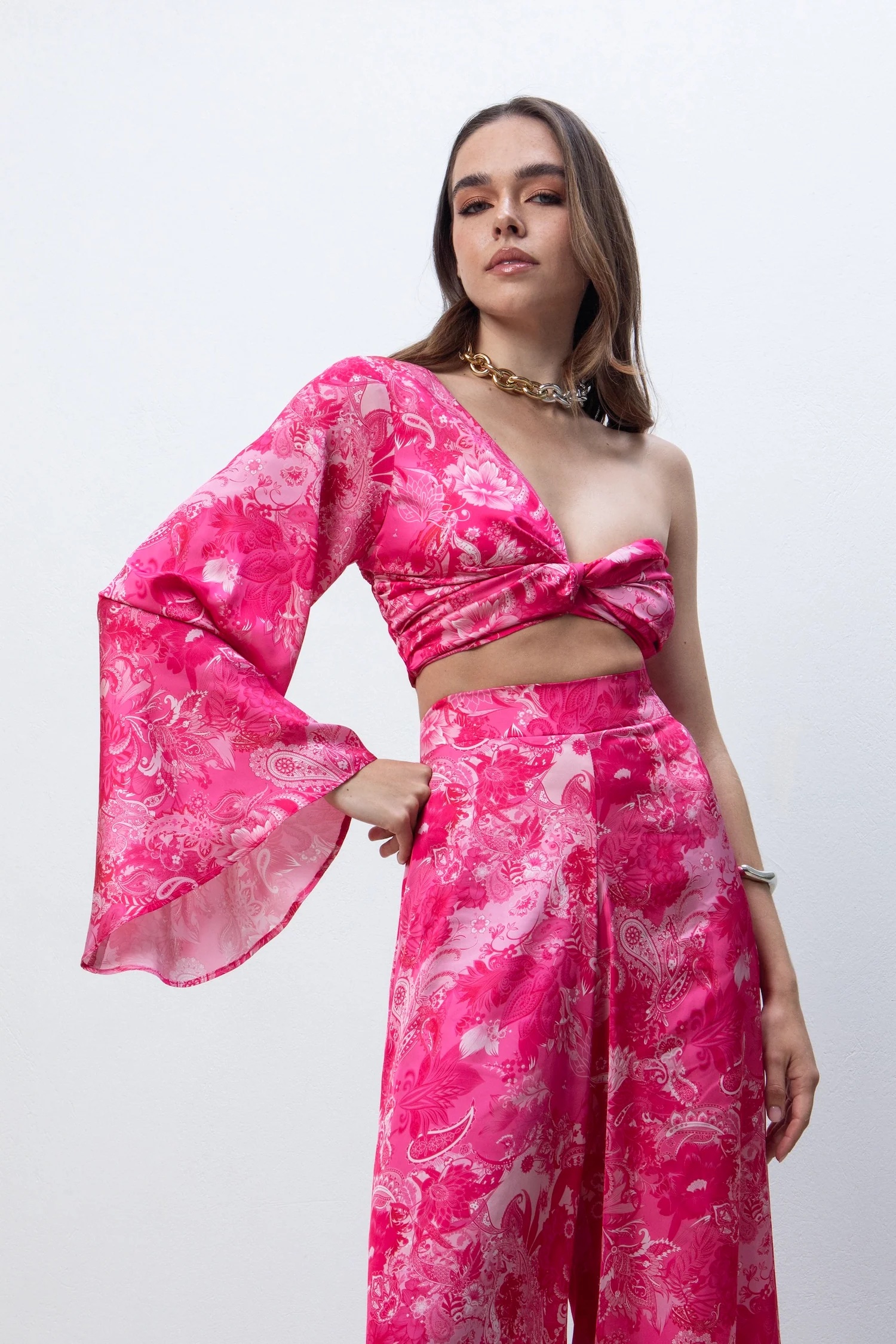 Fuchsia Paisley Satin Set - Image 2
