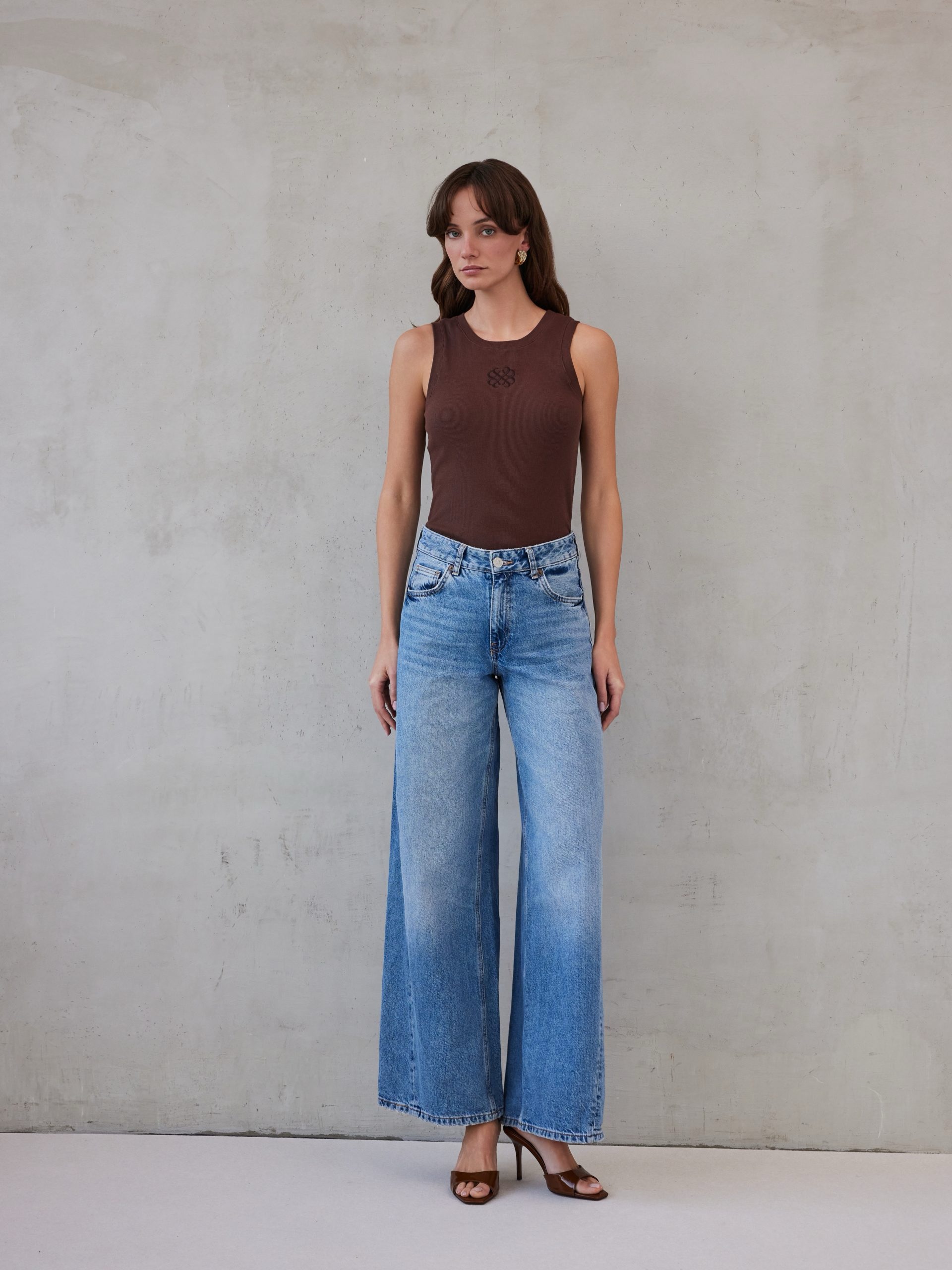 Ashley Tank Top | 2 colours - Image 4