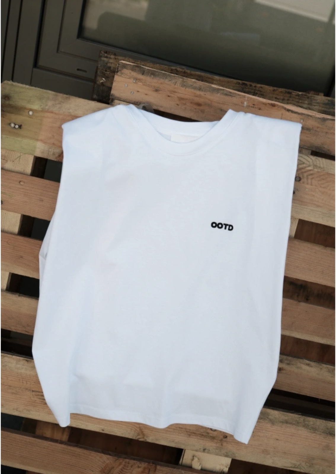 OOTD Muse Tee | 2 colours - Image 2
