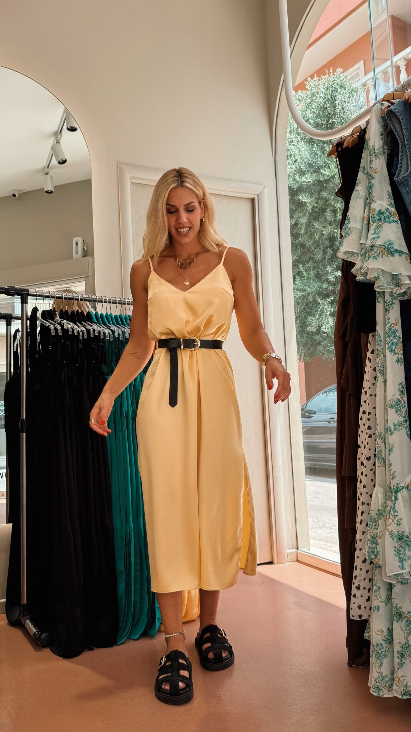 Sonia Dress | 3 colours - Image 2
