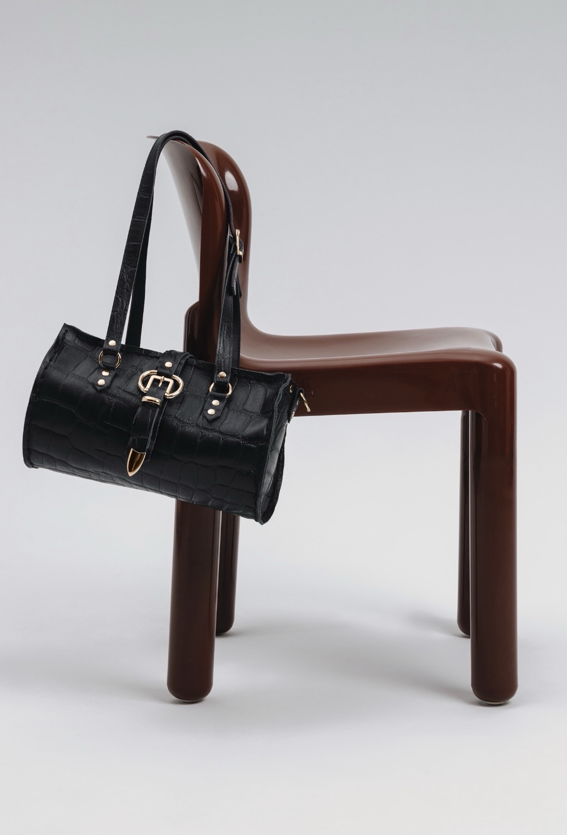 Endlessly barrel bag black