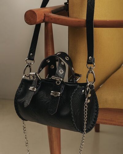 Unstoppable barrel bag black